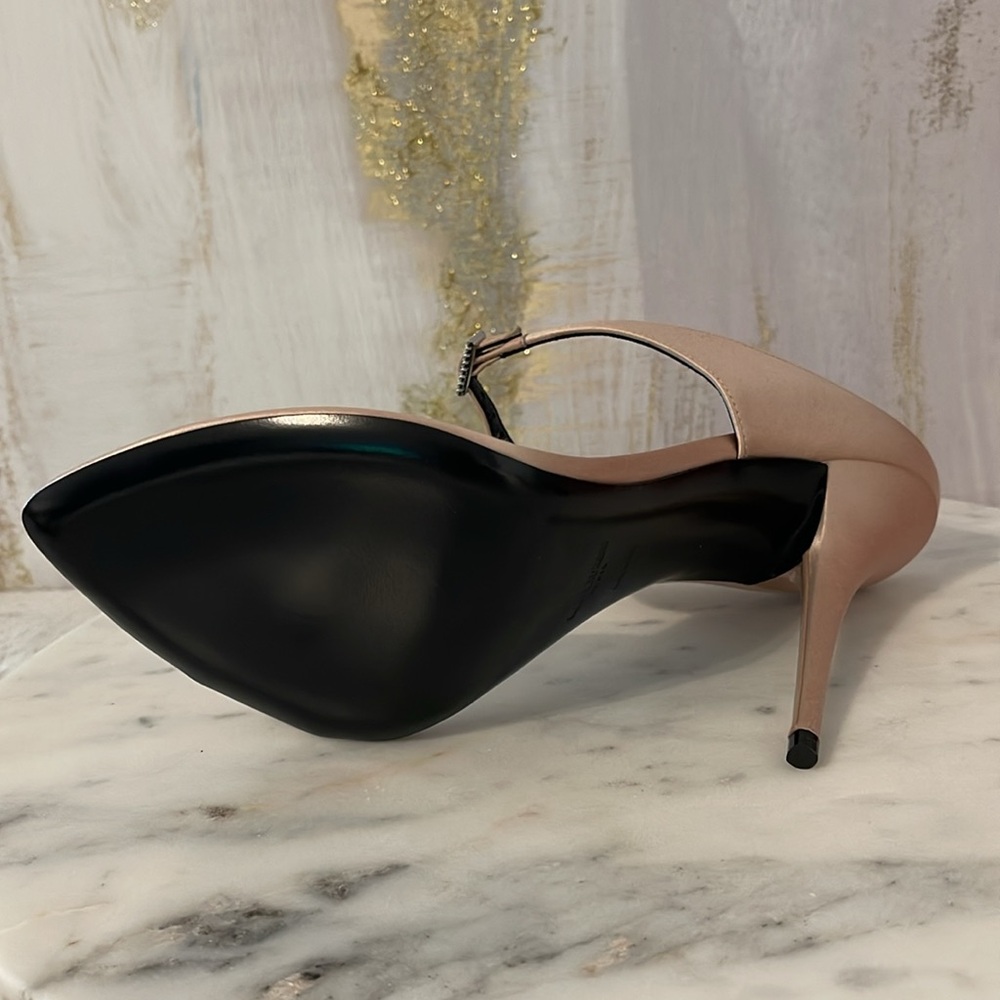 Saint Laurent Women's Tan Heels with Black Rose Detail - Picture 8 of 10